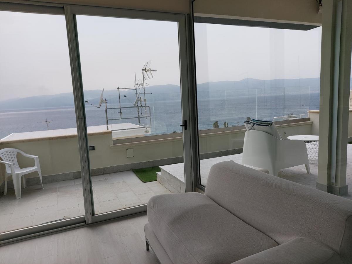 Attico Sottovento Apartment Reggio Calabria Exterior photo