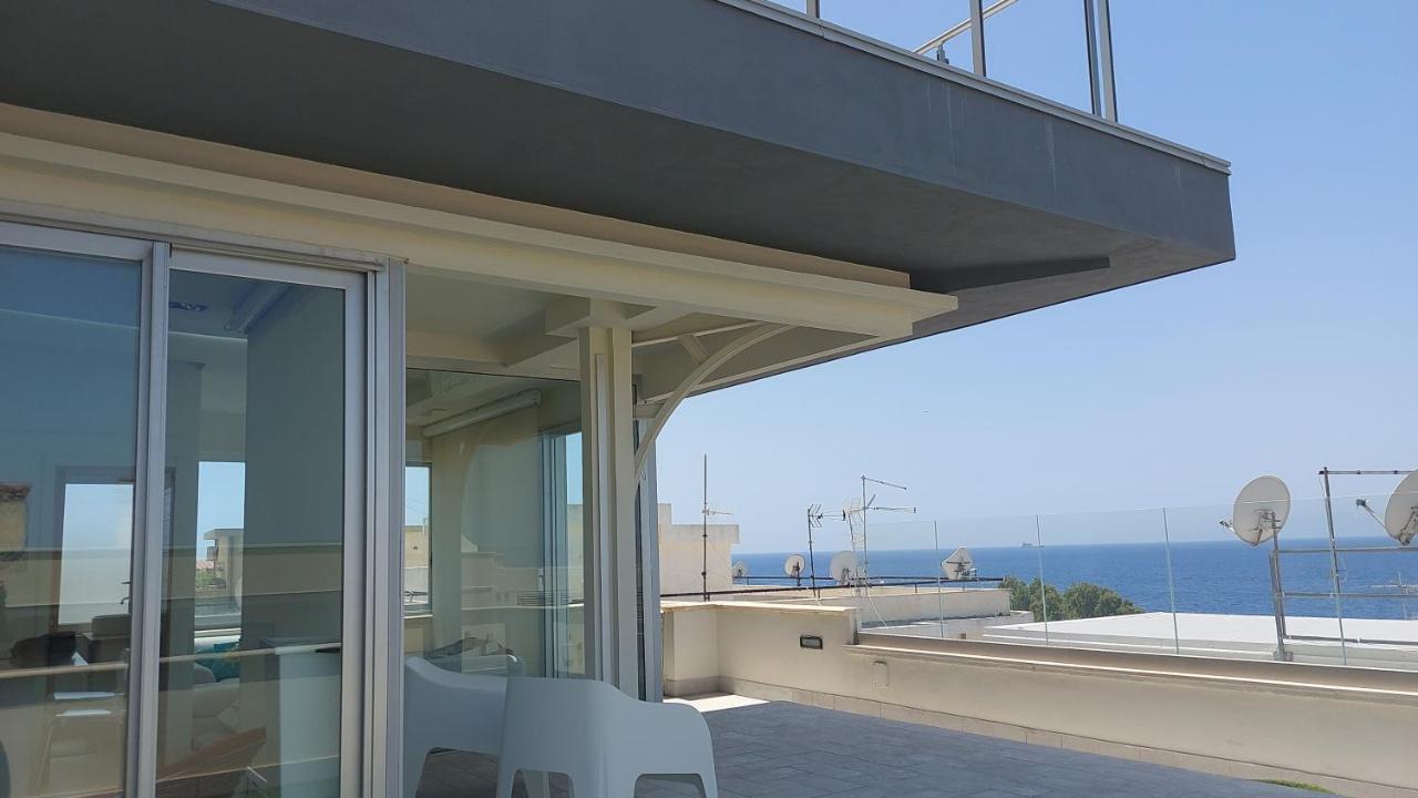 Attico Sottovento Apartment Reggio Calabria Exterior photo