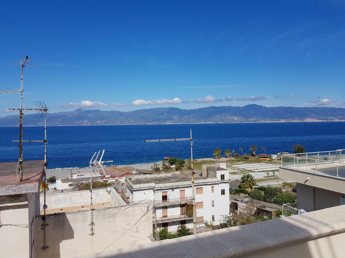 Attico Sottovento Apartment Reggio Calabria Exterior photo